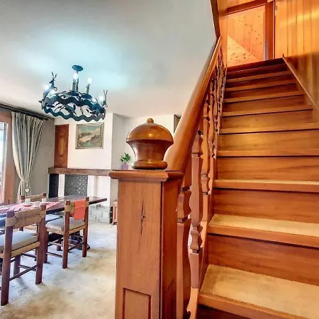 4-bedroom In Bormio, Sondrio Bormio