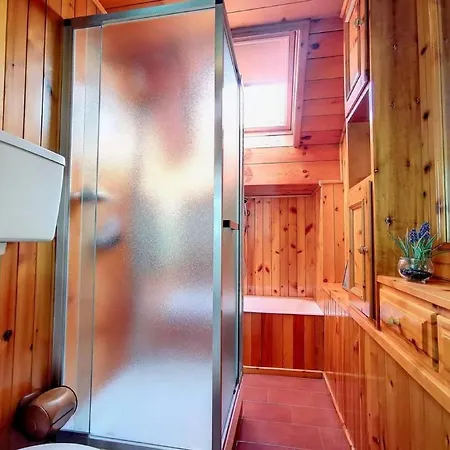4-bedroom In Bormio, Sondrio 펜션 보르미오